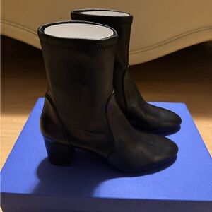 Stuart Weitzman Yuliana 60 bootie